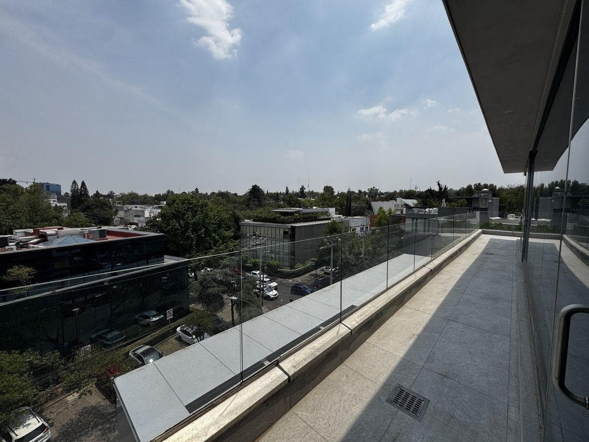 Office in Lomas de Chapultepec
