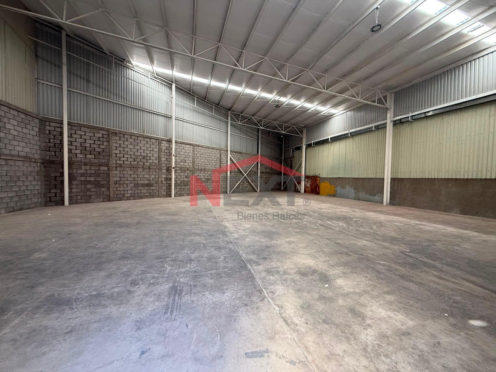 WAREHOUSE FOR RENT IN THE FERROCARRILERA NEIGHBORHOOD