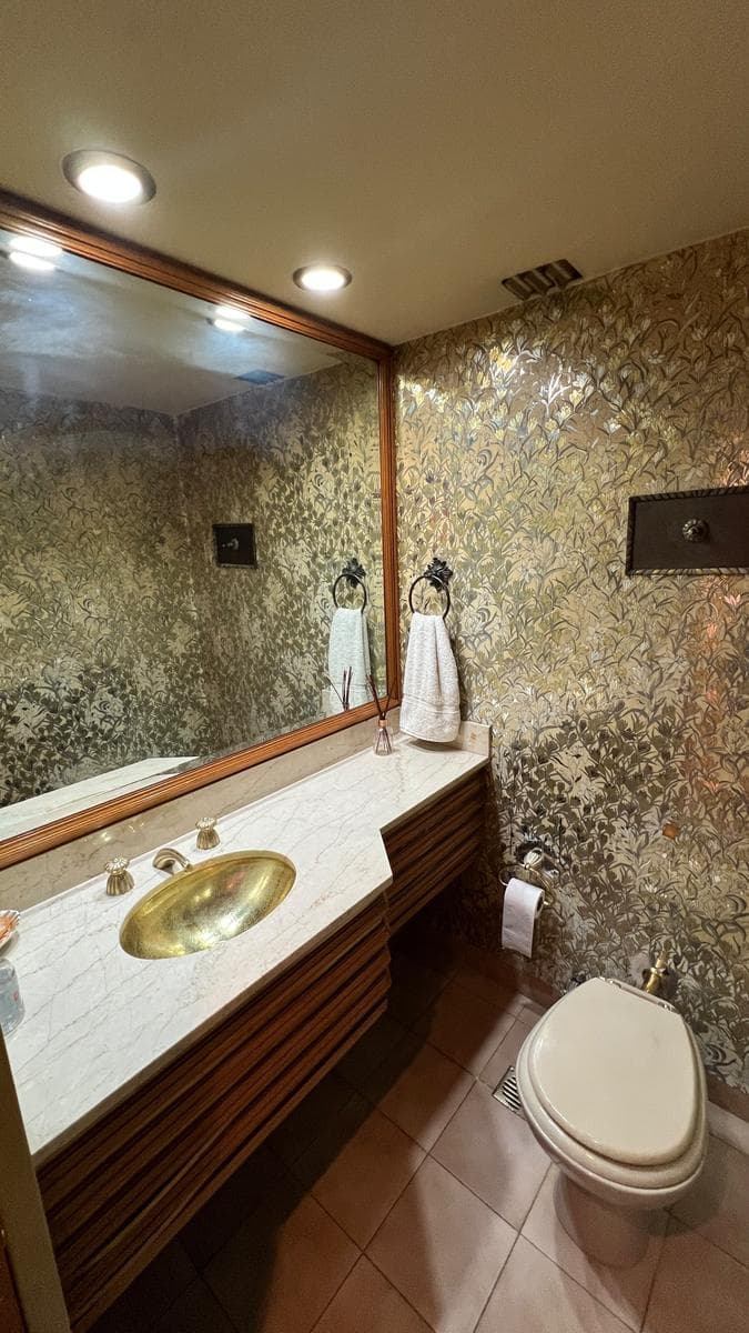 Wonderful 5-room apartment for sale in Belgrano C—on a high floor!