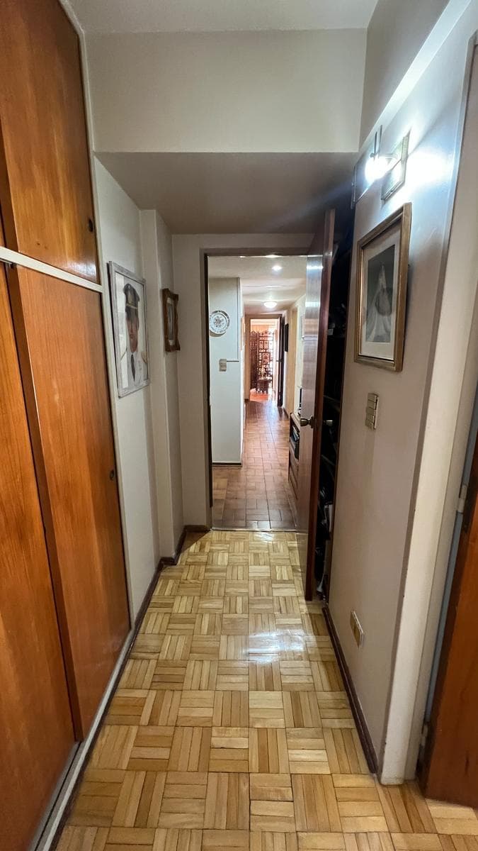 Wonderful 5-room apartment for sale in Belgrano C—on a high floor!