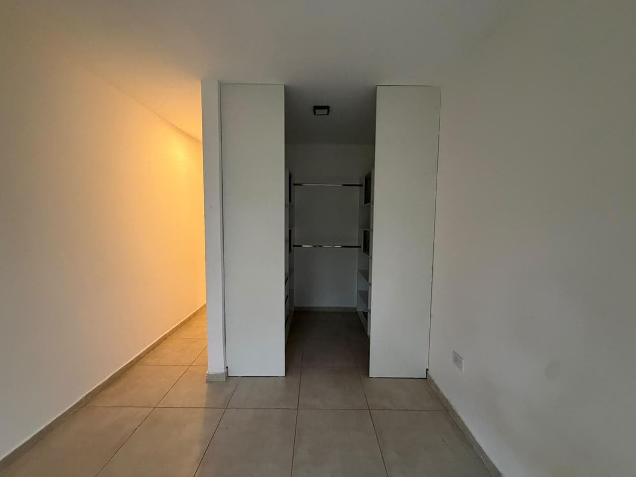 Apartment in the Lincoln Park Complex