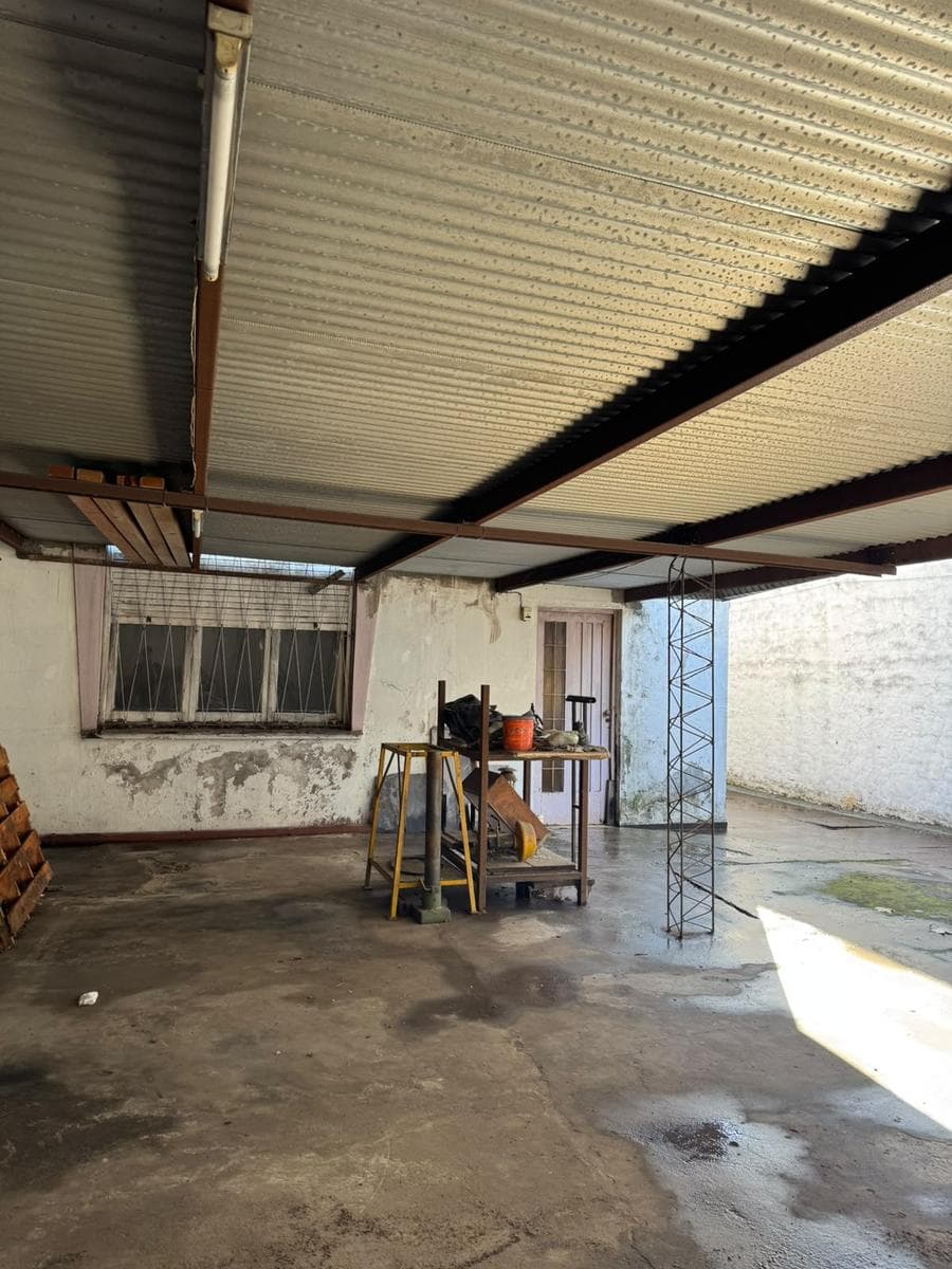 Venta Terreno con dos casas Ramos Mejia