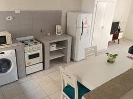 SHORT-TERM RENTAL, 3-room apartment. Garden, patio, 2 bedrooms, bathroom, and half-bath. Ballester Island