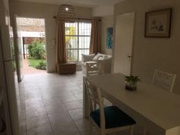 SHORT-TERM RENTAL, 3-room apartment. Garden, patio, 2 bedrooms, bathroom, and half-bath. Ballester Island