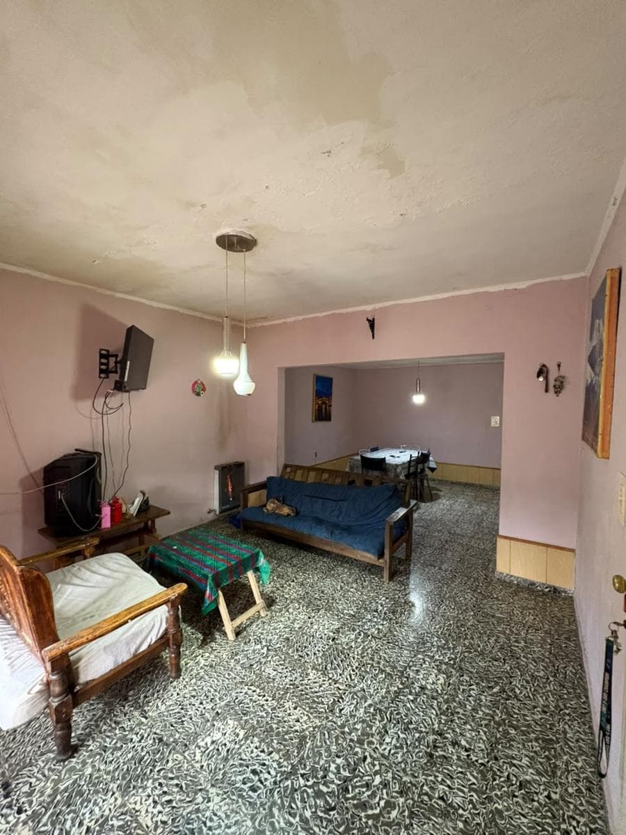House in Bowen, Las Heras Street