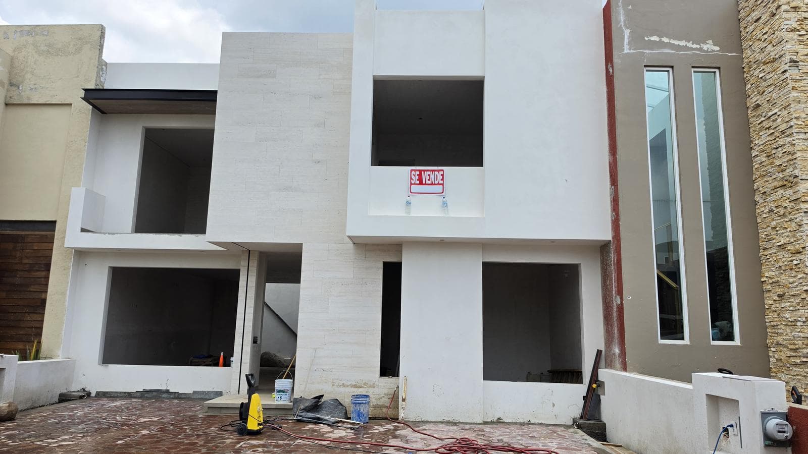 Casa en venta en Altozano fraccionamiento privado a 5 minutos del Centro Comercial Altozano