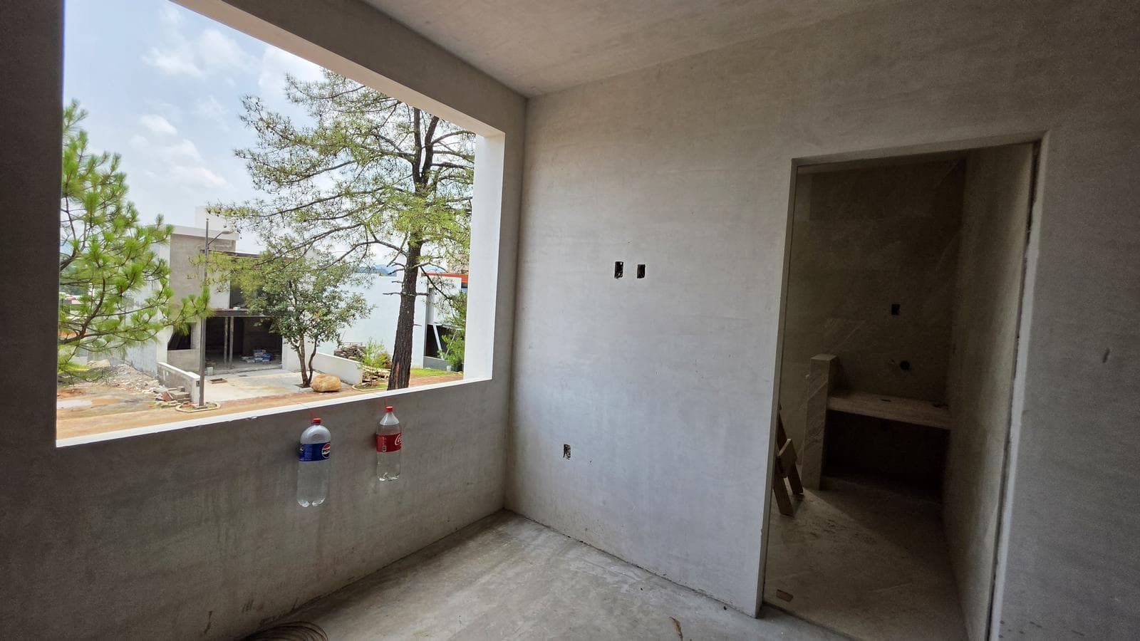 Casa en venta en Altozano fraccionamiento privado a 5 minutos del Centro Comercial Altozano