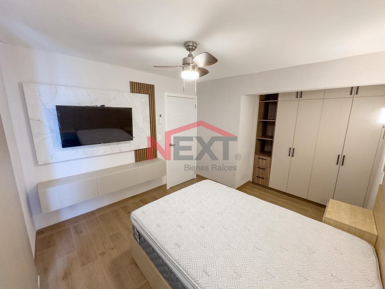 APARTMENT FOR RENT IN THE BUGAMBILIA NEIGHBORHOOD
