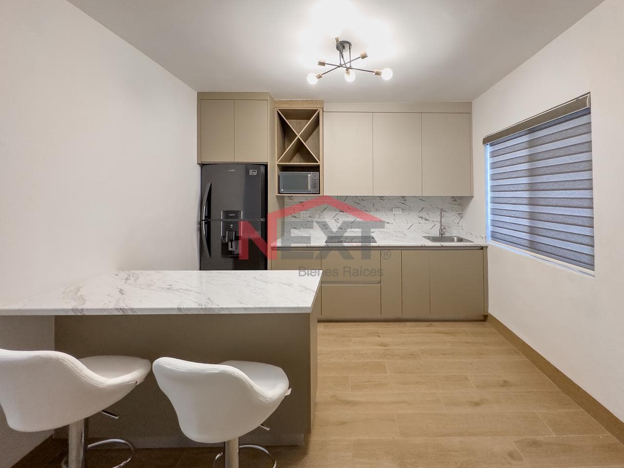 APARTMENT FOR RENT IN THE BUGAMBILIA NEIGHBORHOOD