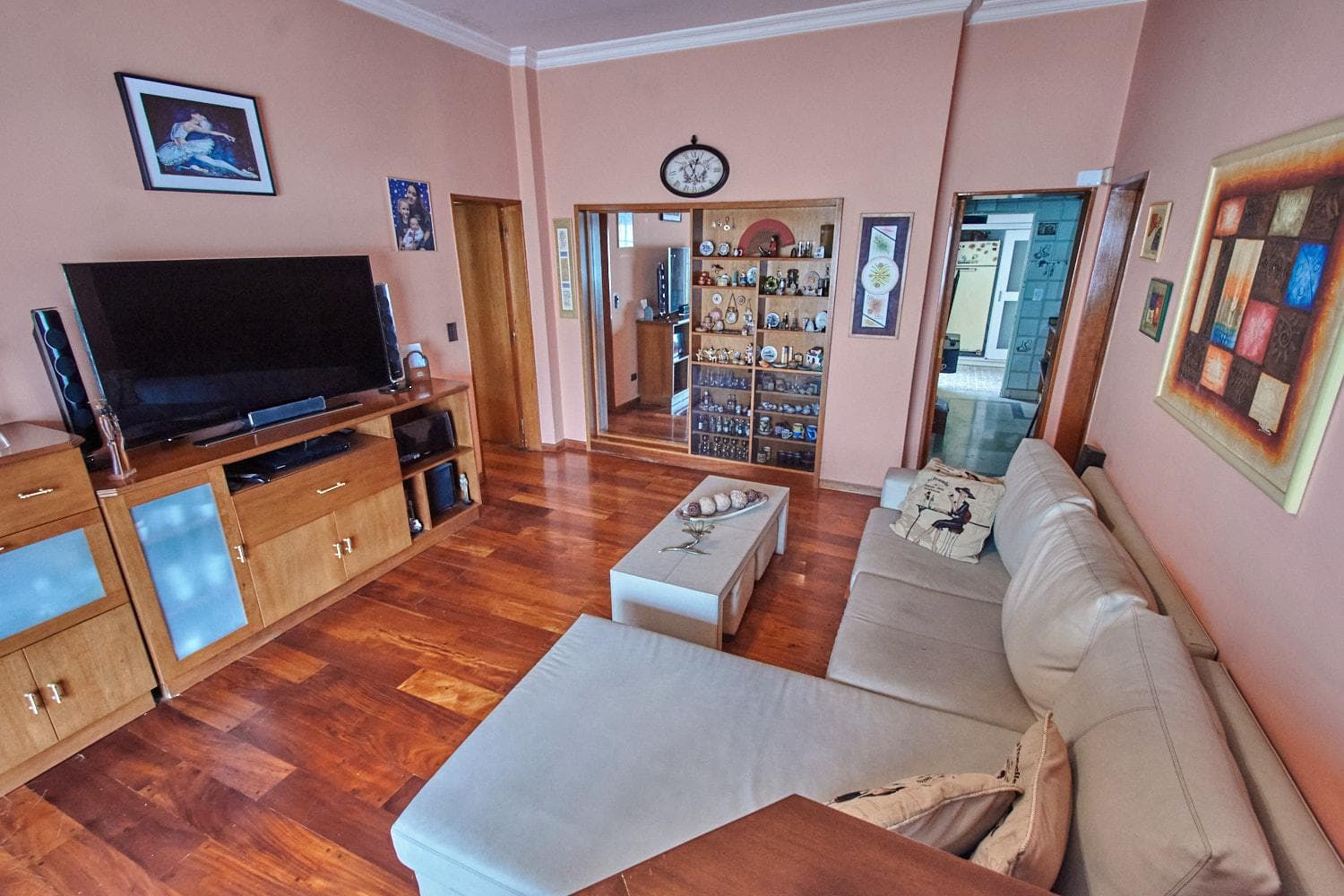 4-Room House for Sale in San Antonio de Padua—Qualifies for a Mortgage