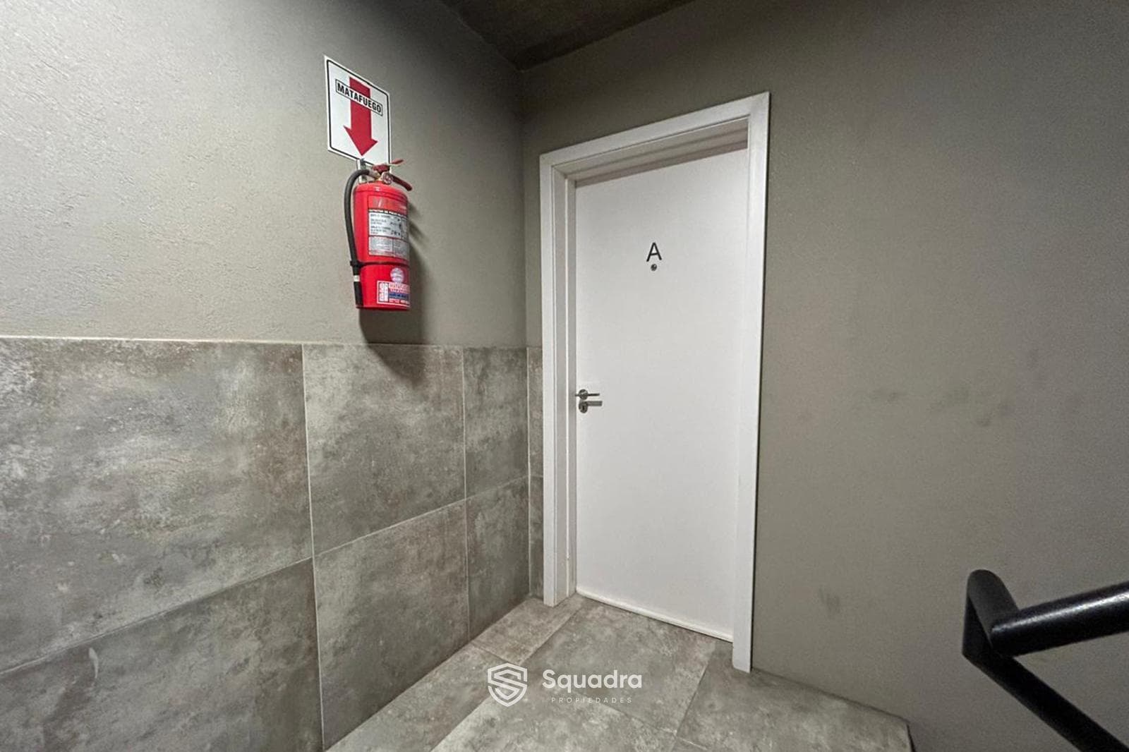 FOR SALE - Studio apartment with a front-facing balcony - Refinerias neighborhood, Rosario.
