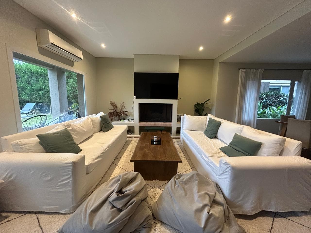 New on the market! House for sale in the La Laguna neighborhood, Rincón de Milberg
