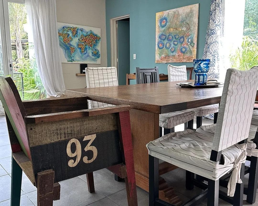 Annual Rental: 6-Bedroom House in the Barrio Golf Club Argentino Neighborhood, Pilar