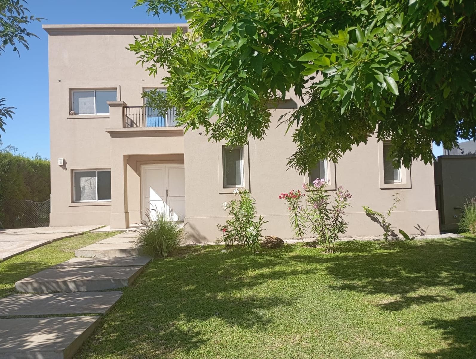 House for Sale with Rental Income, 5 Rooms, San Gabriel Neighborhood, Villanueva, Tigre