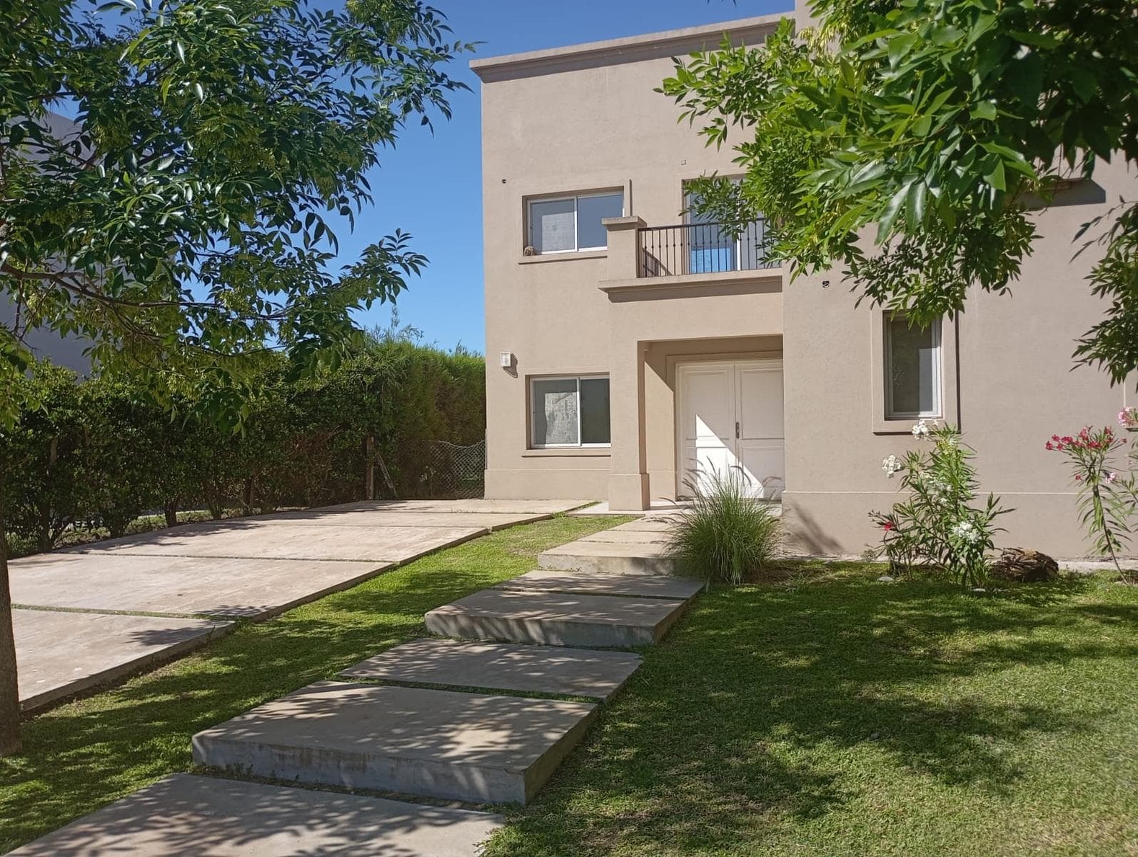 House for Sale with Rental Income, 5 Rooms, San Gabriel Neighborhood, Villanueva, Tigre