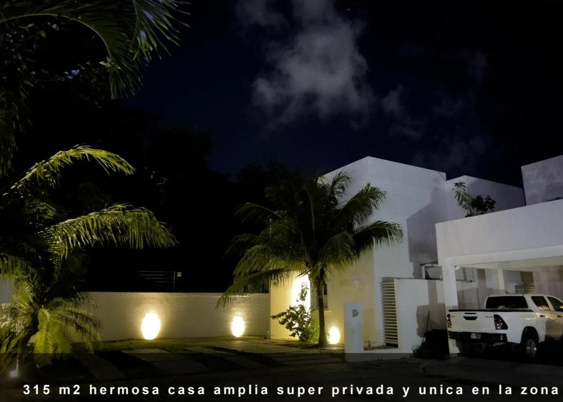 HOUSE FOR SALE WITH EXTRA LAND - LA JOYA RESIDENTIAL COMPLEX