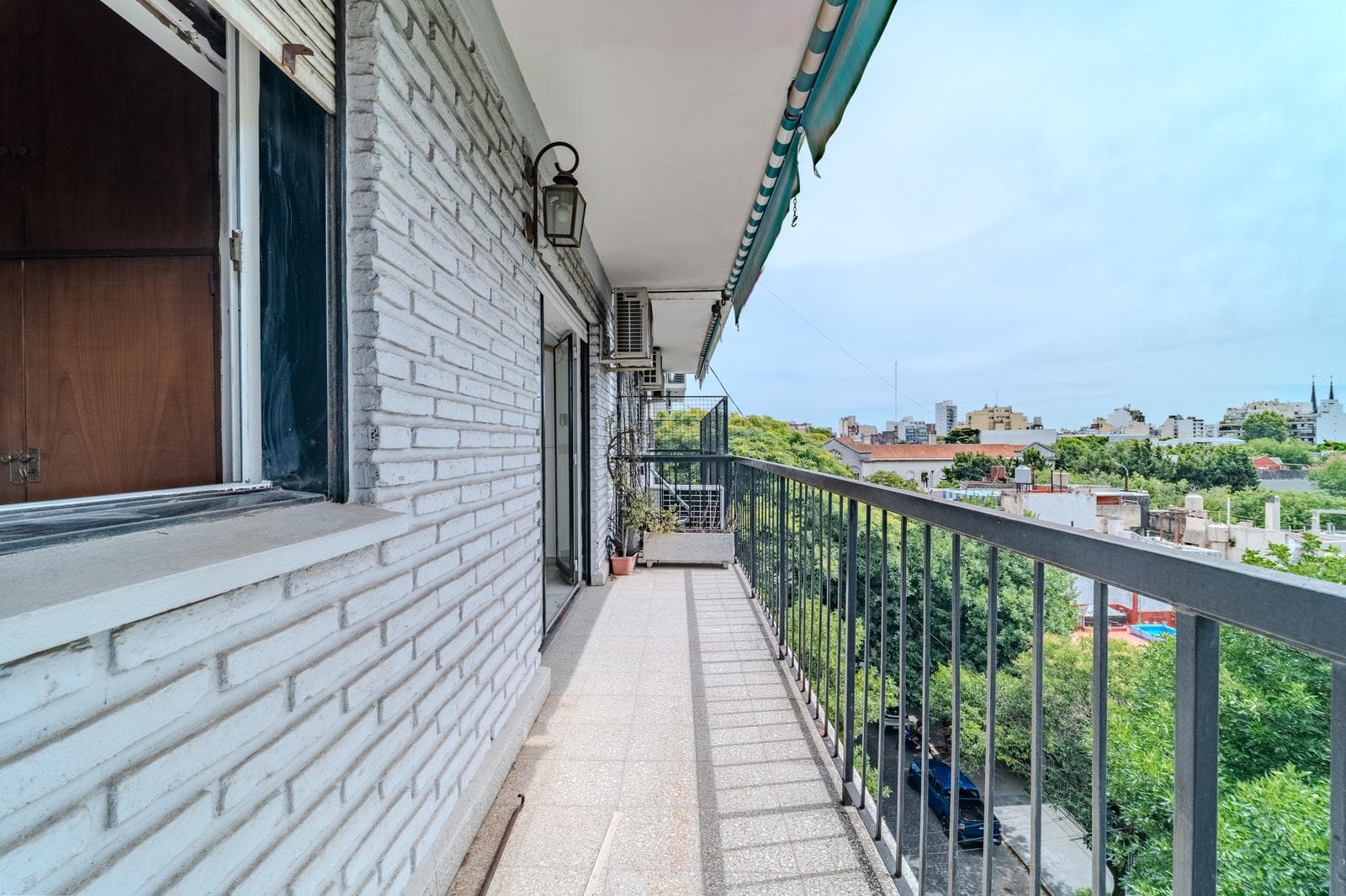 3-Bedroom Apartment for Sale: Long Balcony, En-suite Room, Storage Room, Parking Space - Caballito