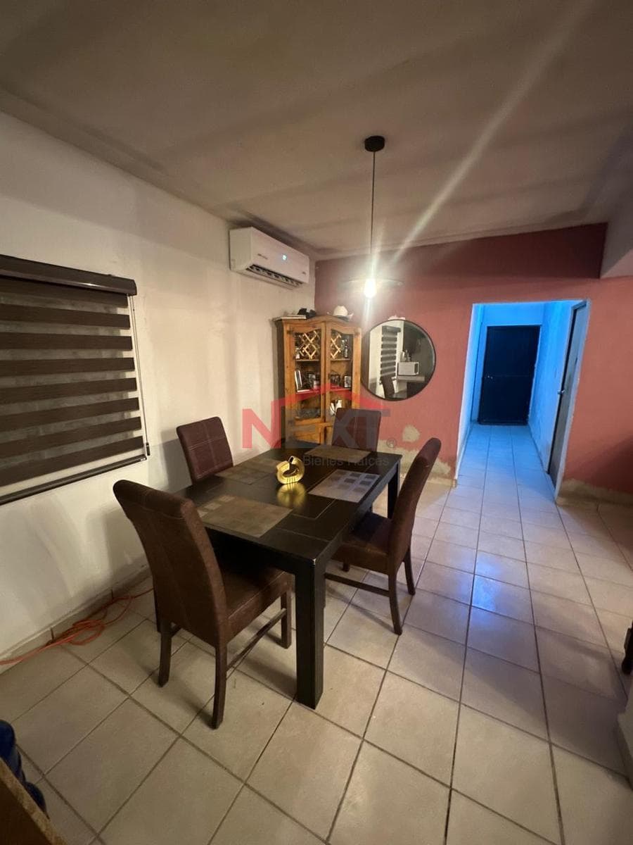 HOUSE FOR SALE IN COL. SOLIDARIDAD