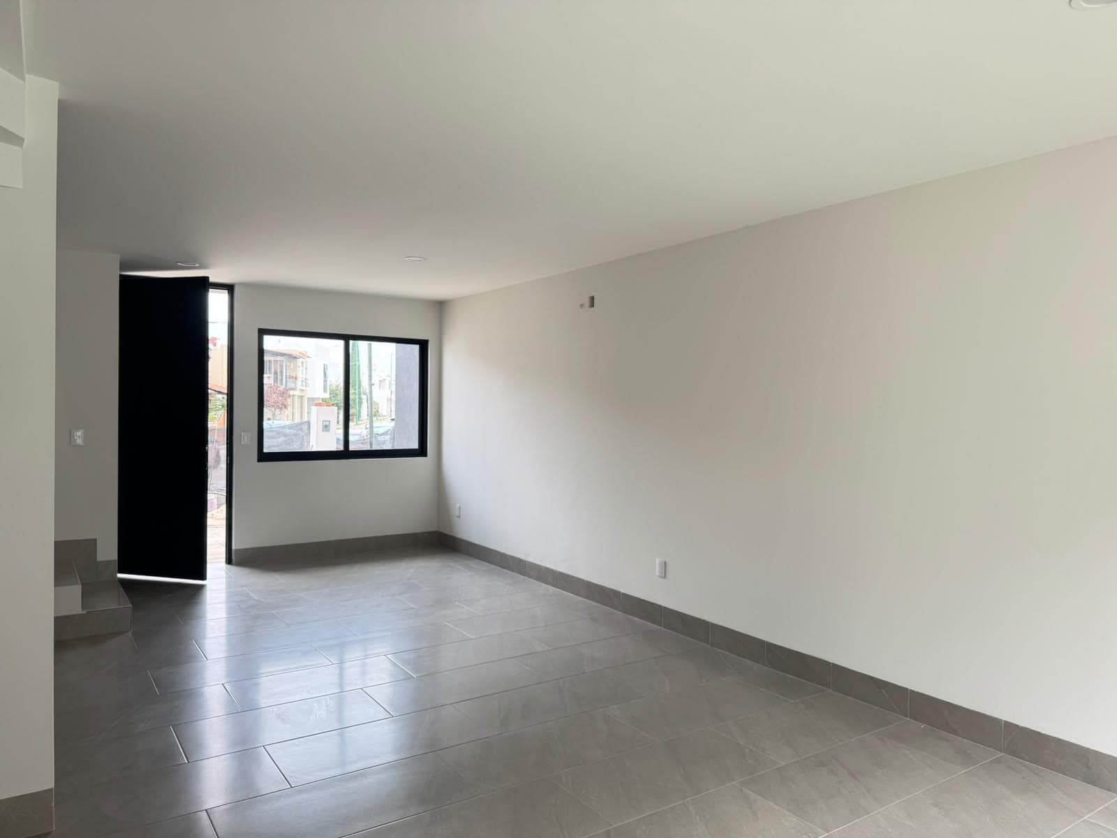 New Home for Sale in the Northern Area of León, Guanajuato: Brisas del Lago