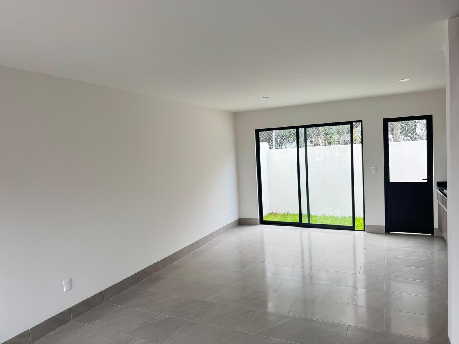 New Home for Sale in the Northern Area of León, Guanajuato: Brisas del Lago