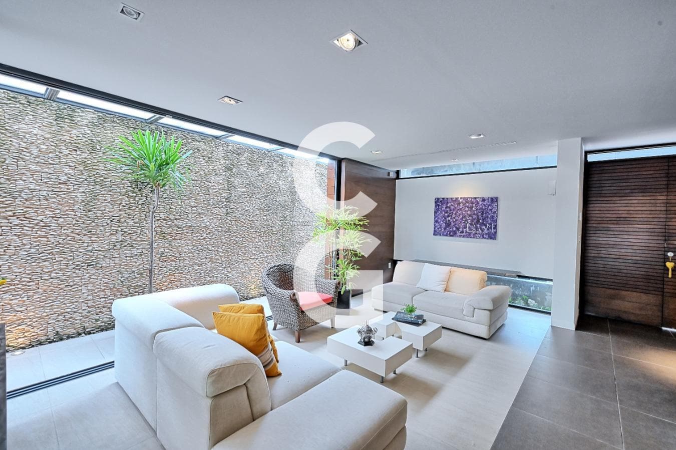 House for Sale in Cancún in the Cumbres Residential Community with 4 Bedrooms