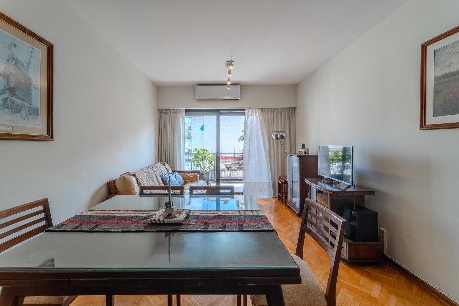 For Sale: Bright 3-room apartment with a separate room with a bathroom | Full-length balcony | University District | Balvanera