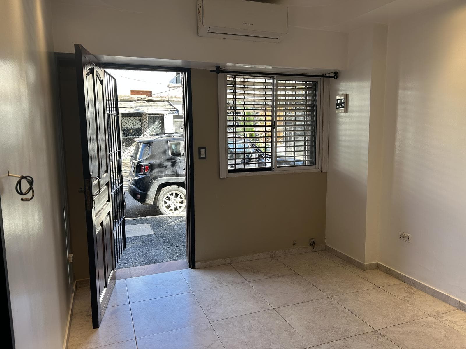 2-Room Duplex Apartment for Rent | No Maintenance Fees | Florida, Vicente López