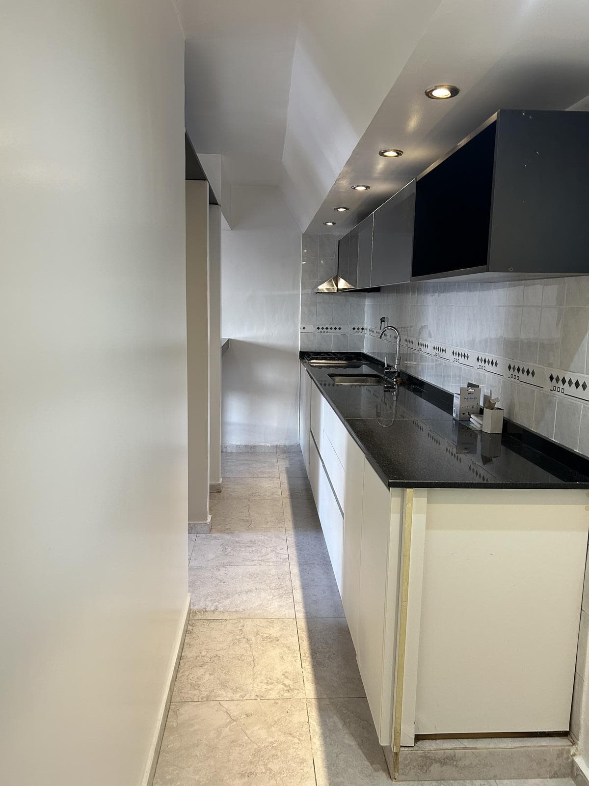 2-Room Duplex Apartment for Rent | No Maintenance Fees | Florida, Vicente López