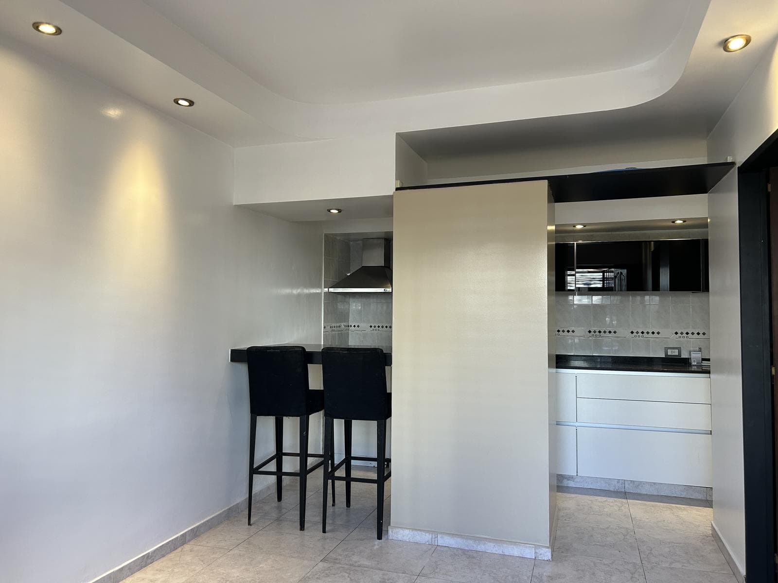 2-Room Duplex Apartment for Rent | No Maintenance Fees | Florida, Vicente López