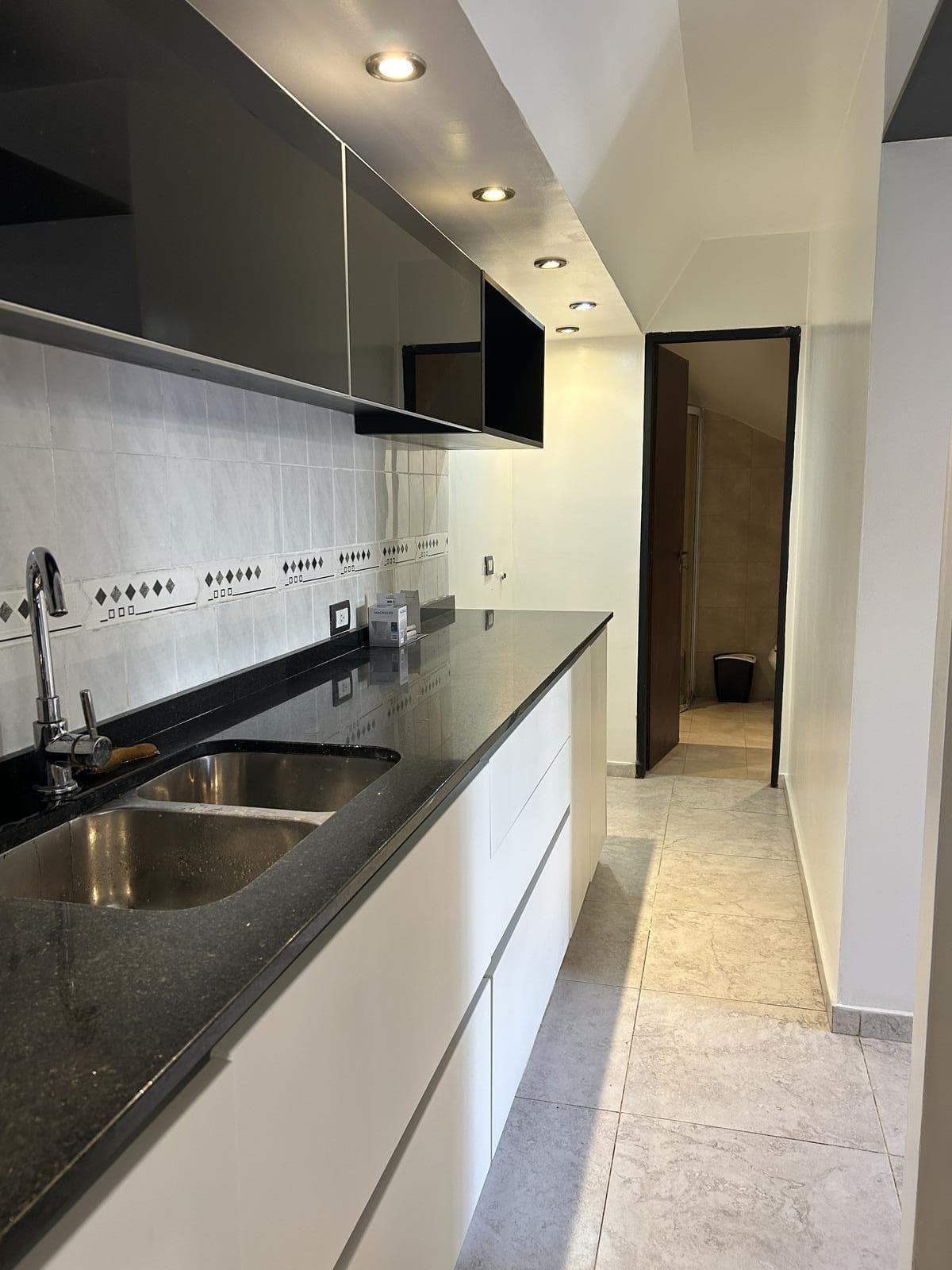 2-Room Duplex Apartment for Rent | No Maintenance Fees | Florida, Vicente López