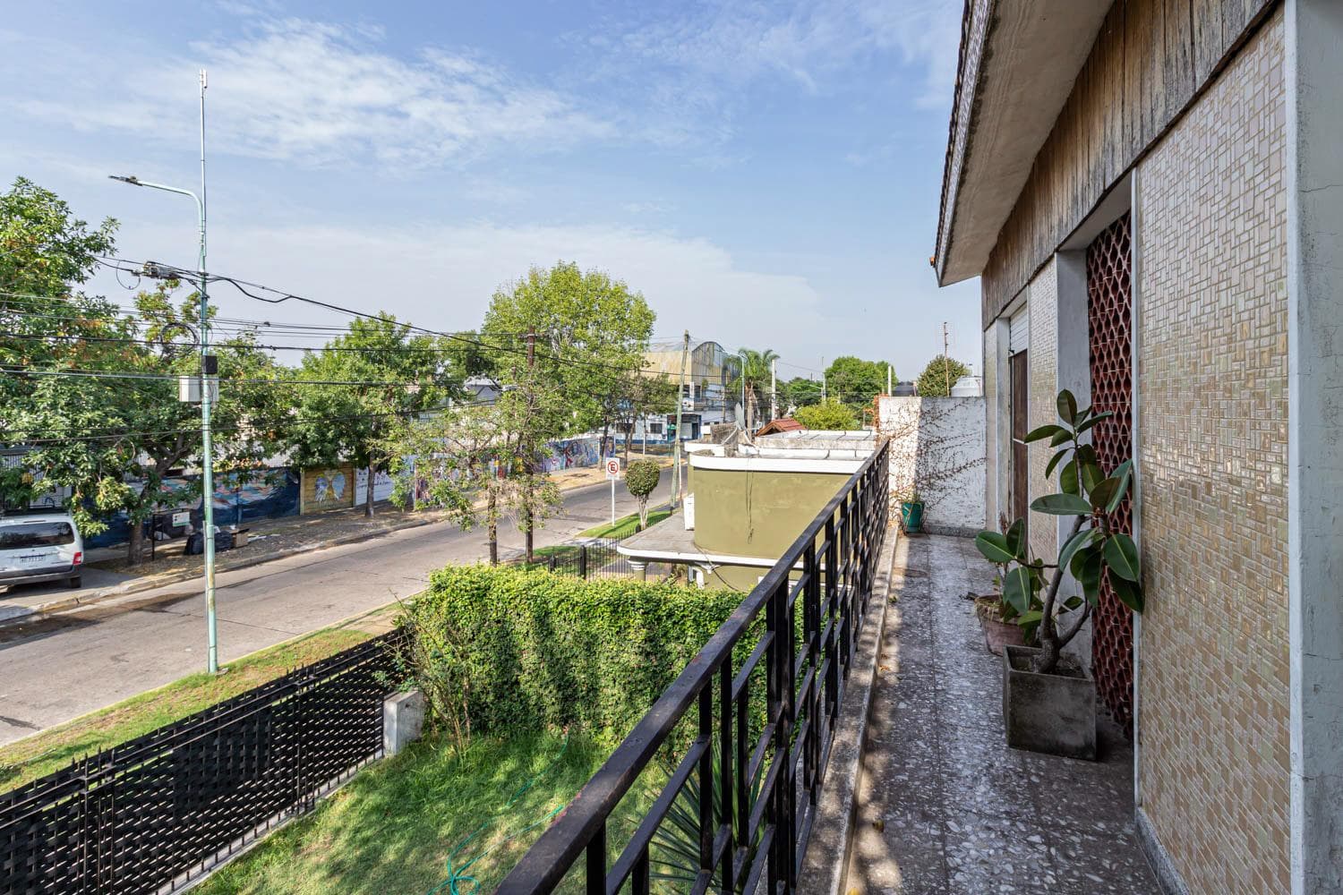 6-room house for sale in downtown Merlo