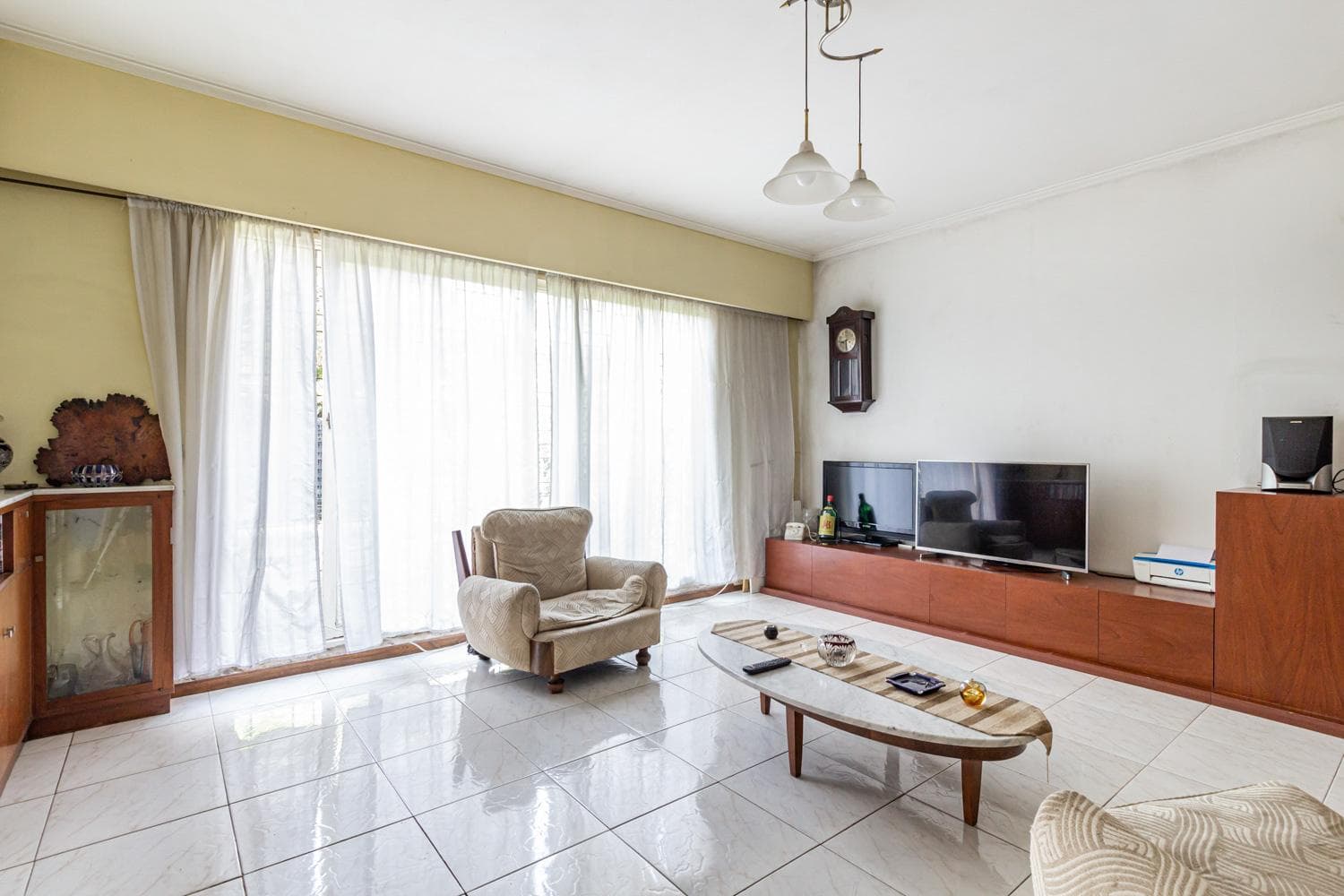 6-room house for sale in downtown Merlo