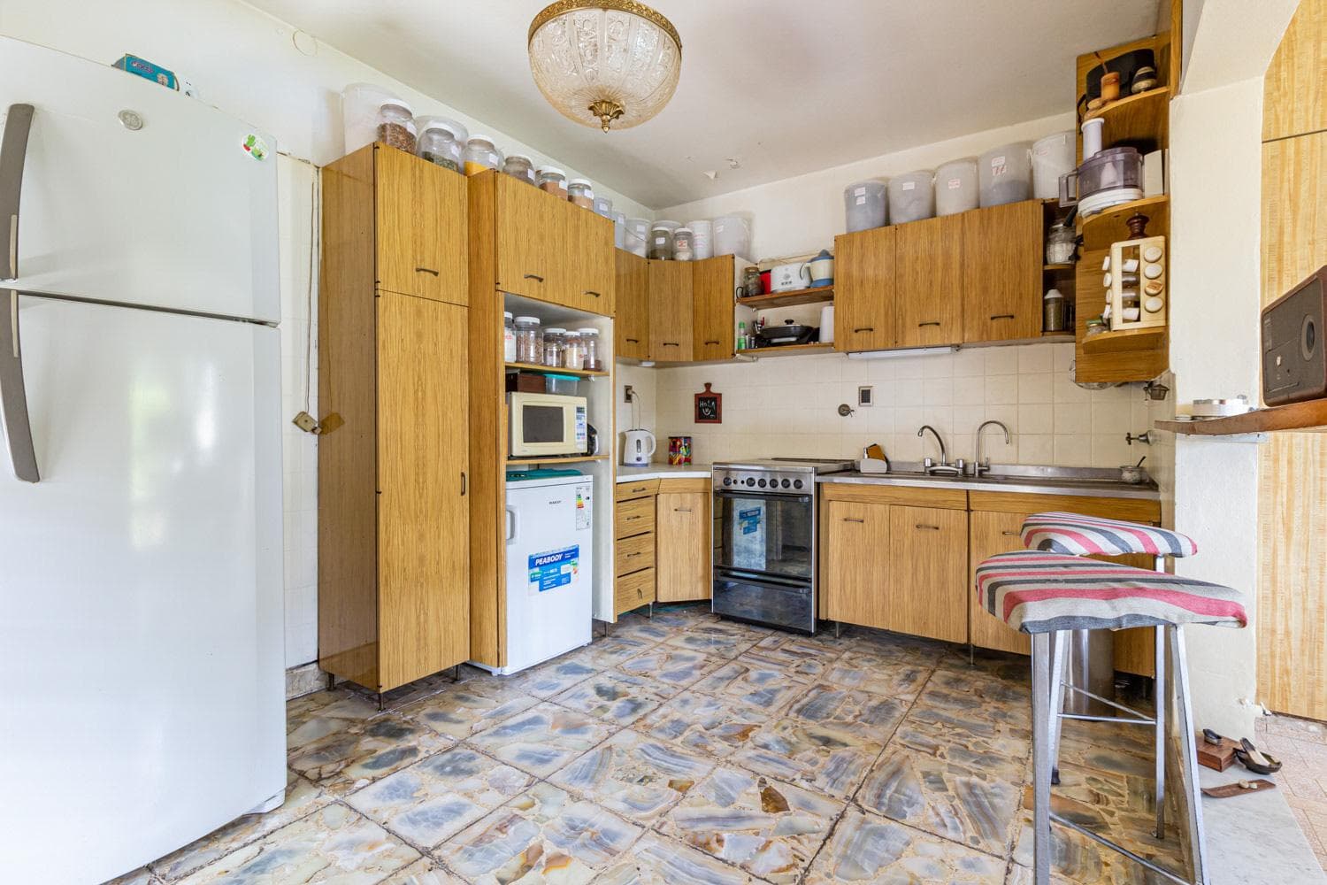6-room house for sale in downtown Merlo