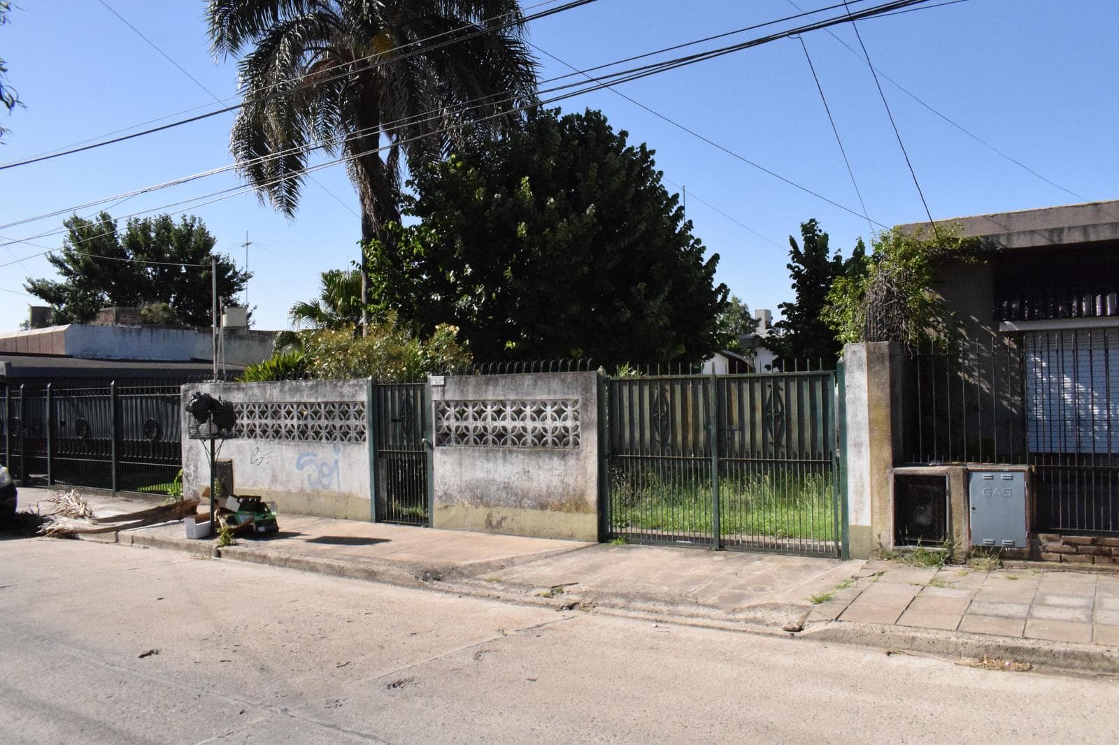 Opportunity: House for Sale in Merlo, in Need of Renovation, 2 Rooms