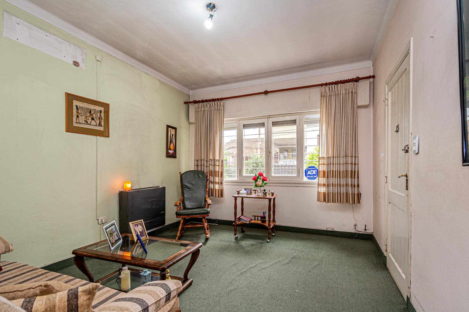 3-Bedroom House for Sale, Eligible for Mortgage, Ituzaingó Norte