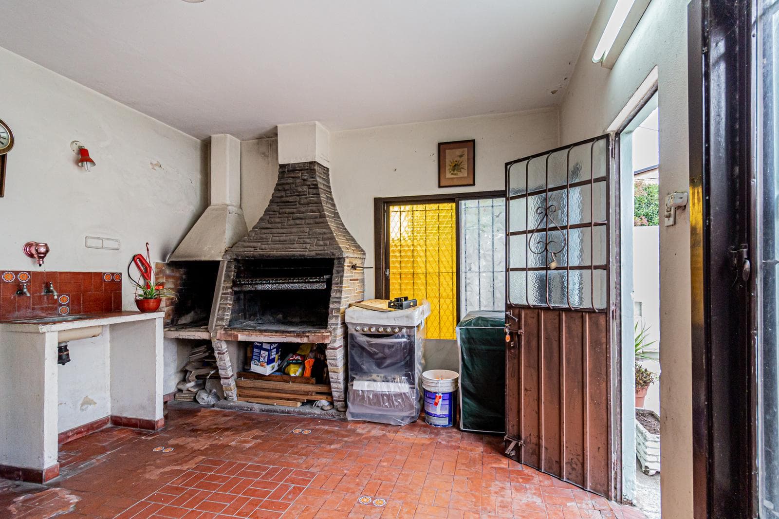 3-Bedroom House for Sale, Eligible for Mortgage, Ituzaingó Norte