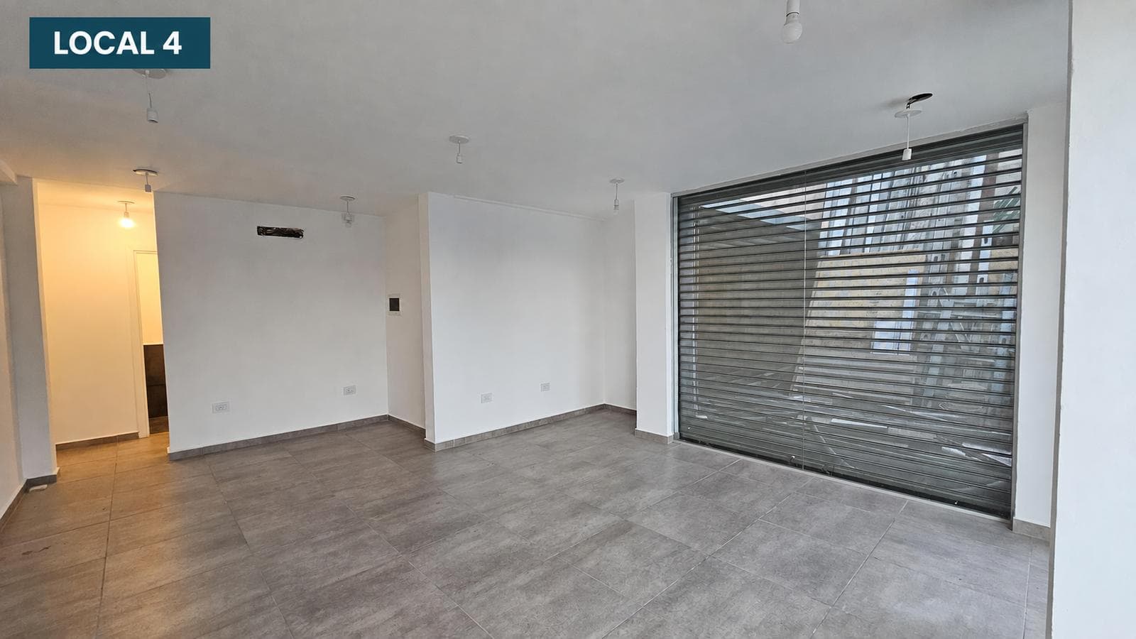 Commercial Space Across from the Vélez Sarsfield Clinic | 35 m² plus Expansion