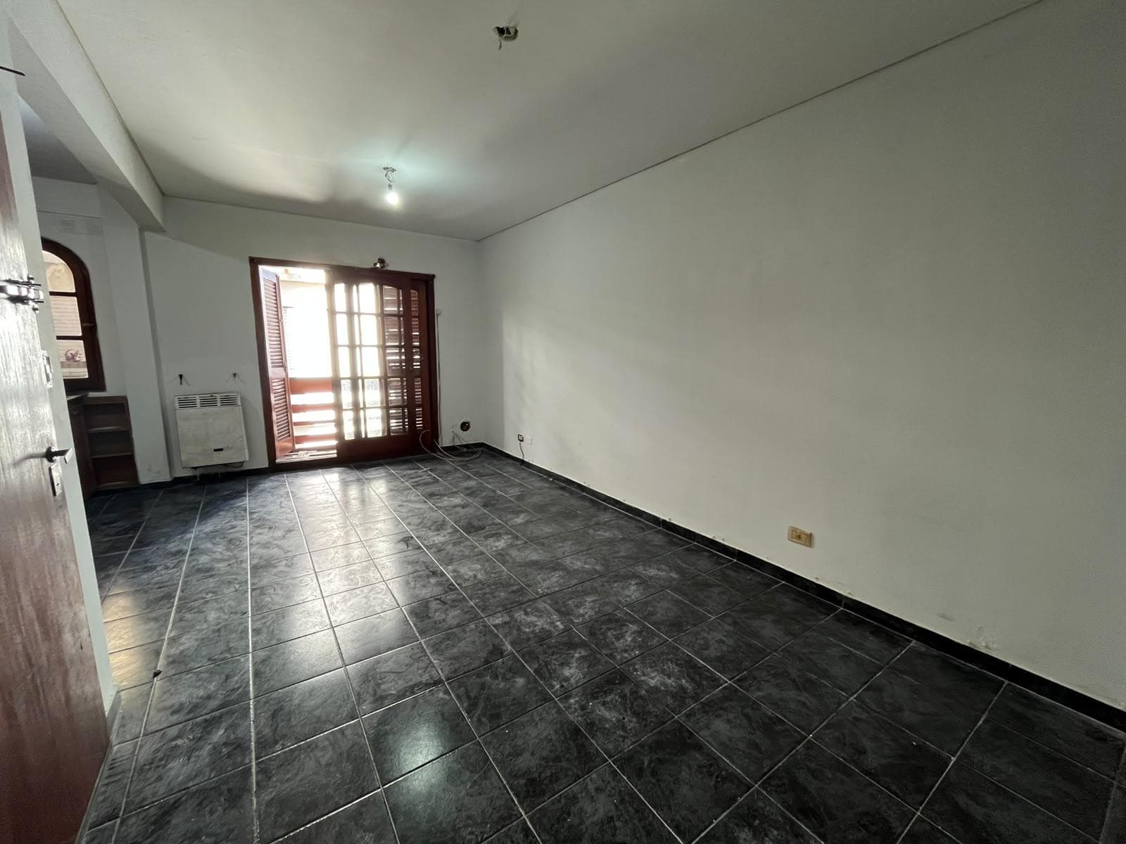 2-room apartment with a balcony for RENT - Downtown Wilde