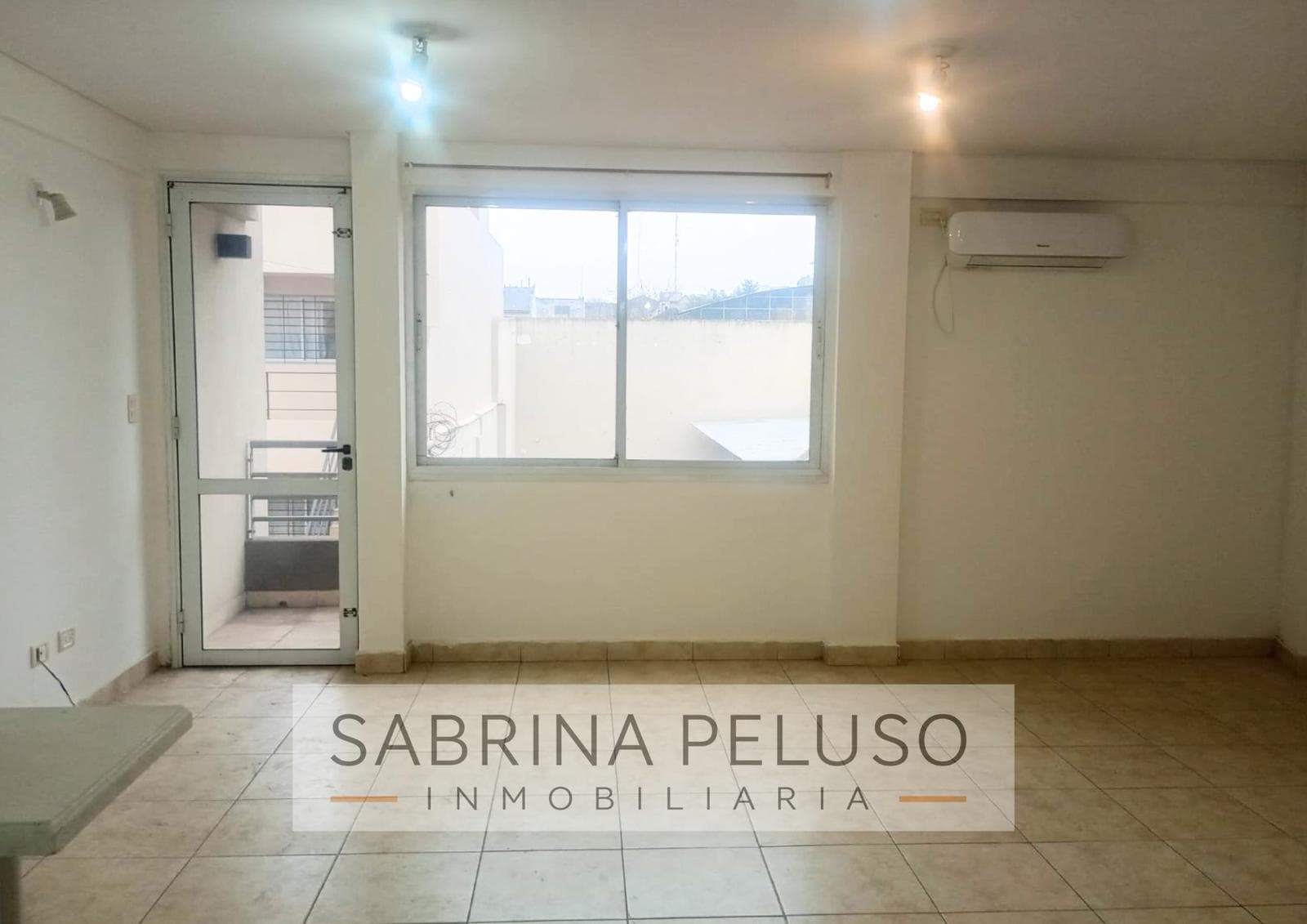 Alquiler Monoambiente- Moreno Centro Lado Sur