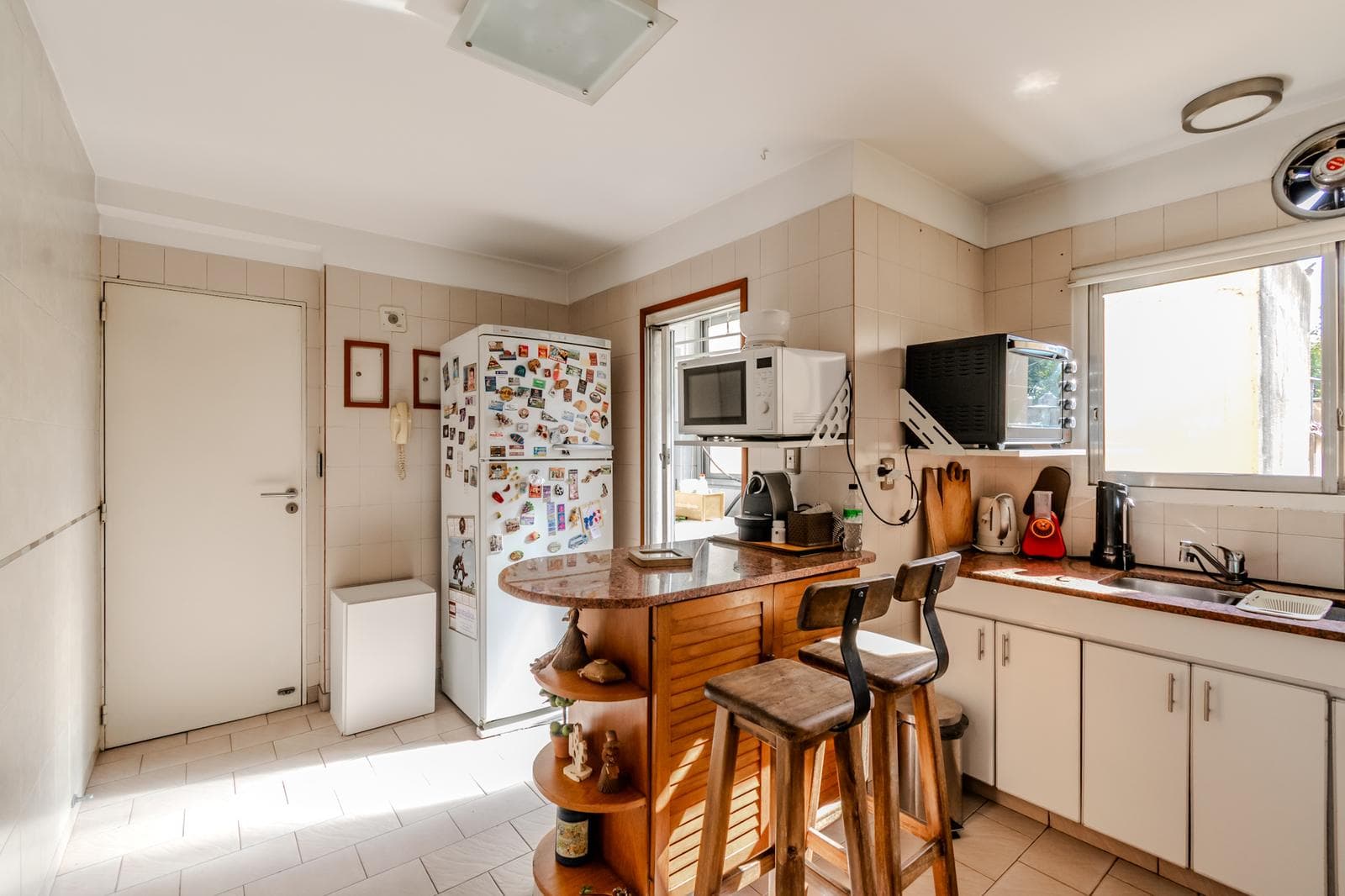 FOR SALE IN PATERNAL: 4-ROOM APARTMENT WITH STORAGE ROOM AND DEDICATED PARKING SPACE