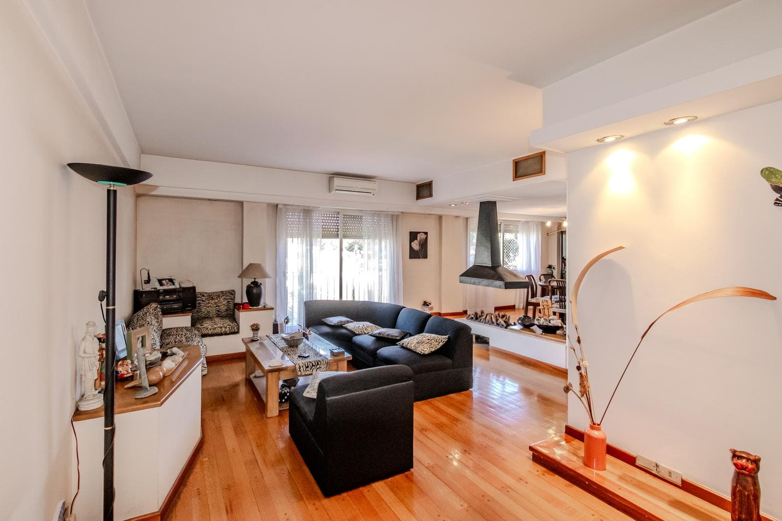 FOR SALE IN PATERNAL: 4-ROOM APARTMENT WITH STORAGE ROOM AND DEDICATED PARKING SPACE