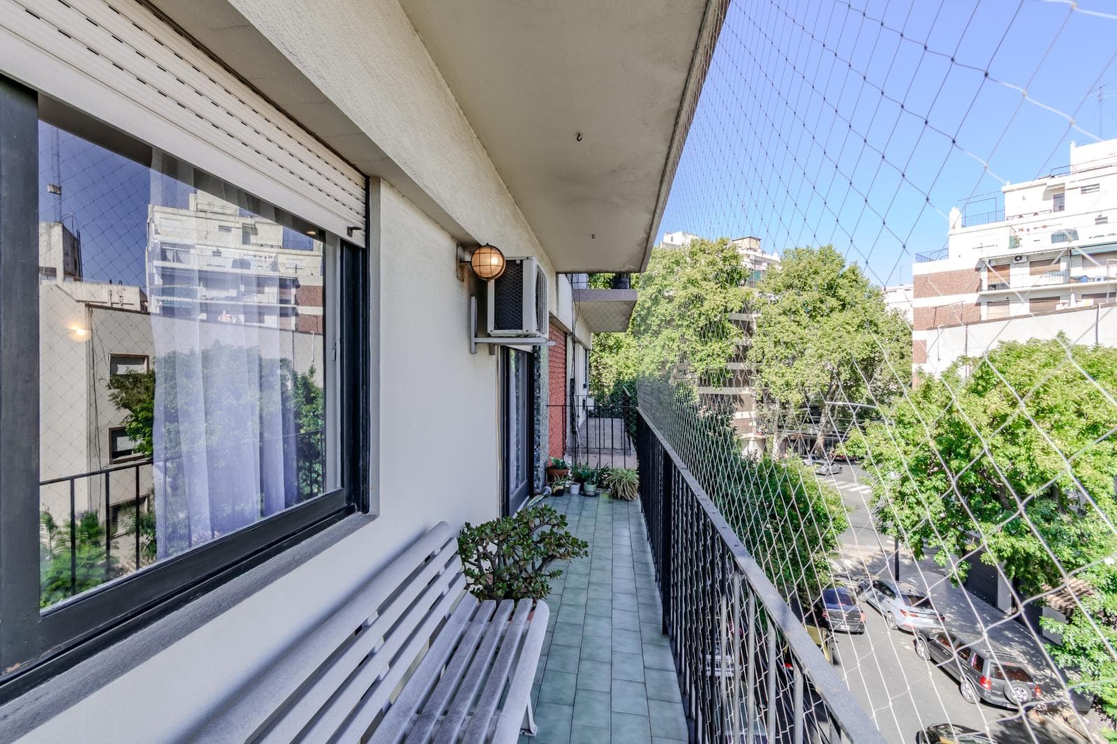 FOR SALE IN PATERNAL: 4-ROOM APARTMENT WITH STORAGE ROOM AND DEDICATED PARKING SPACE