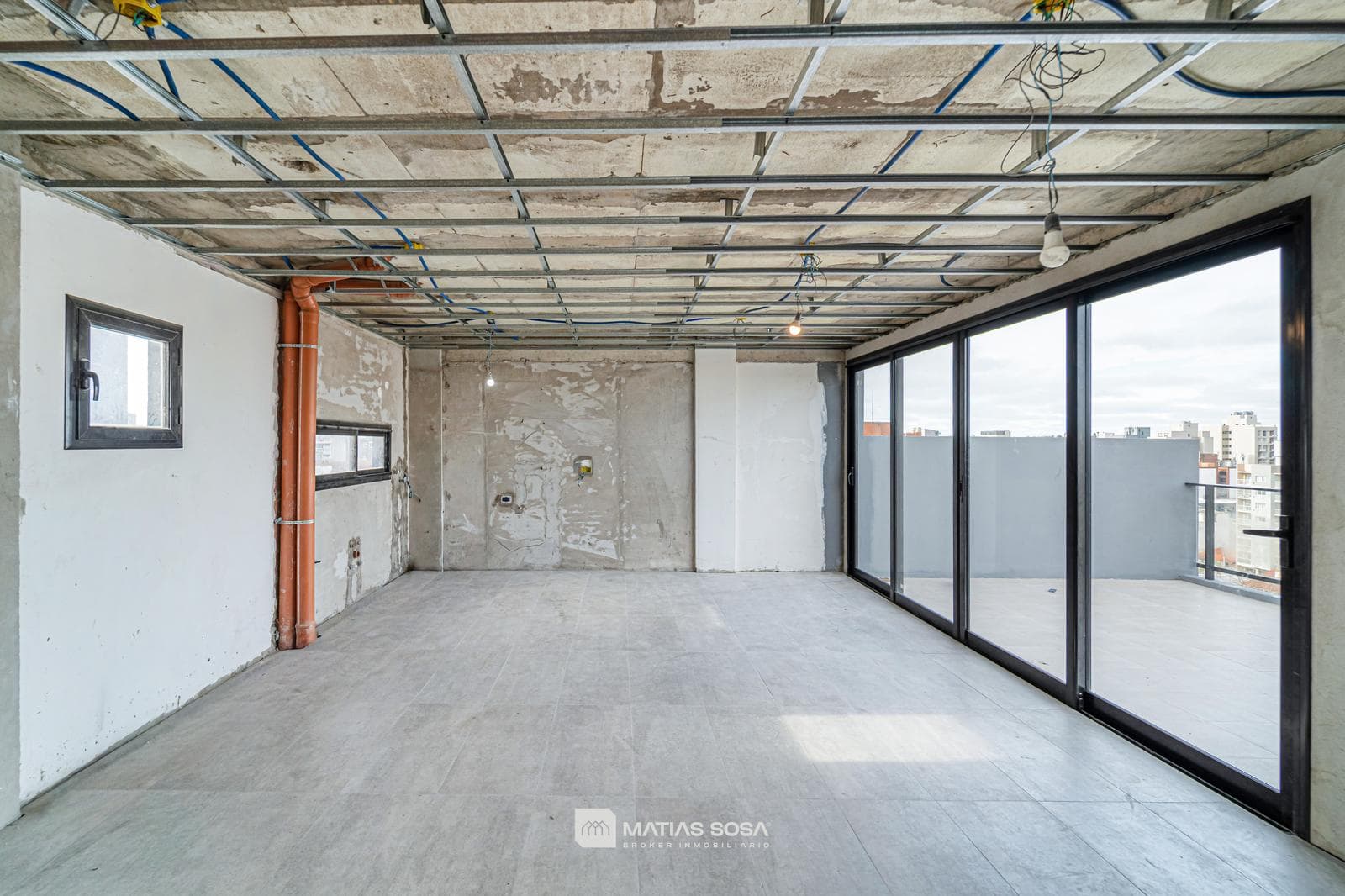 For Sale - Brand-New 2-Room Apartment - Bright - Grill on the Balcony - Optional Parking Space - San Jose