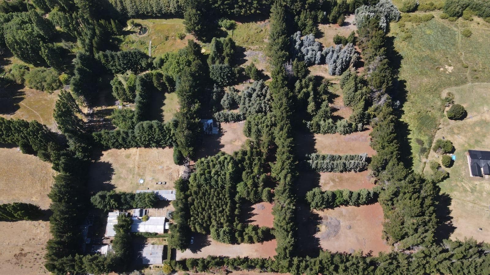 "LOS ALERCES" Farm for SALE: 4 HECTARES - BARILOCHE