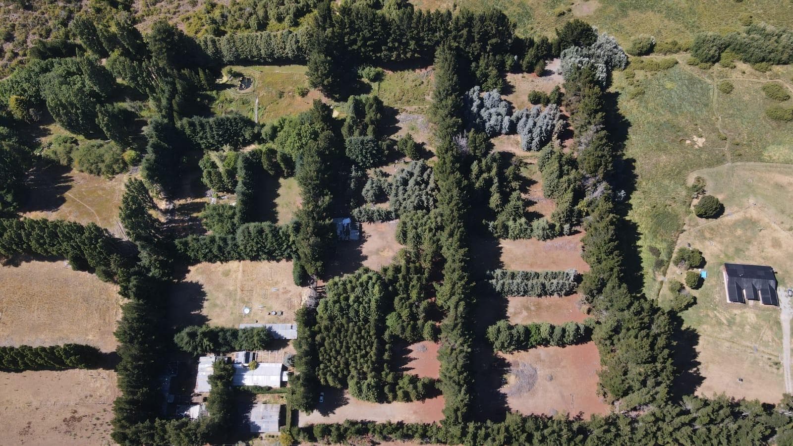 "LOS ALERCES" Farm for SALE: 4 HECTARES - BARILOCHE