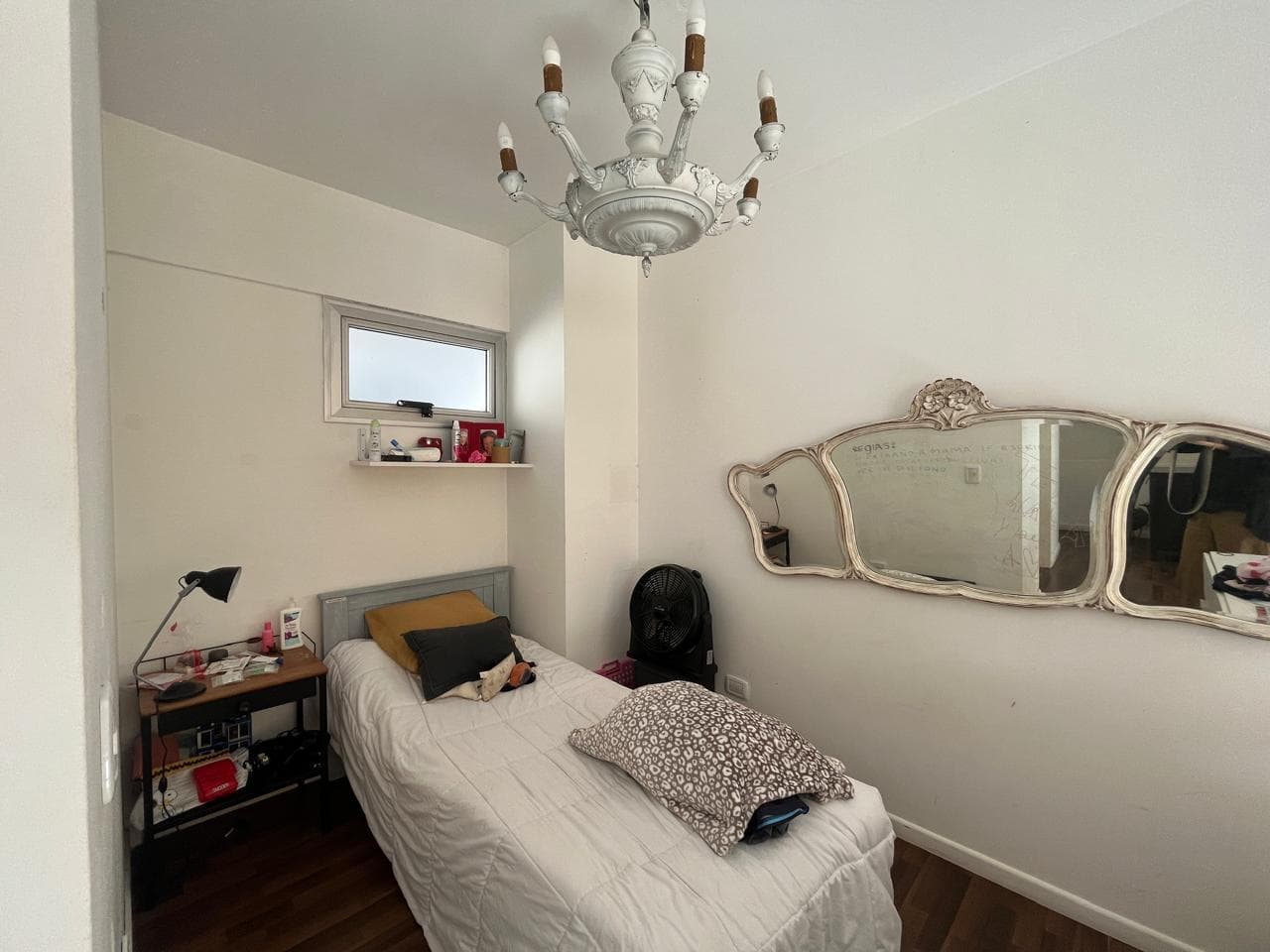 Apartment in Central Béccar, 2 rooms, with a balcony and barbecue, various amenities