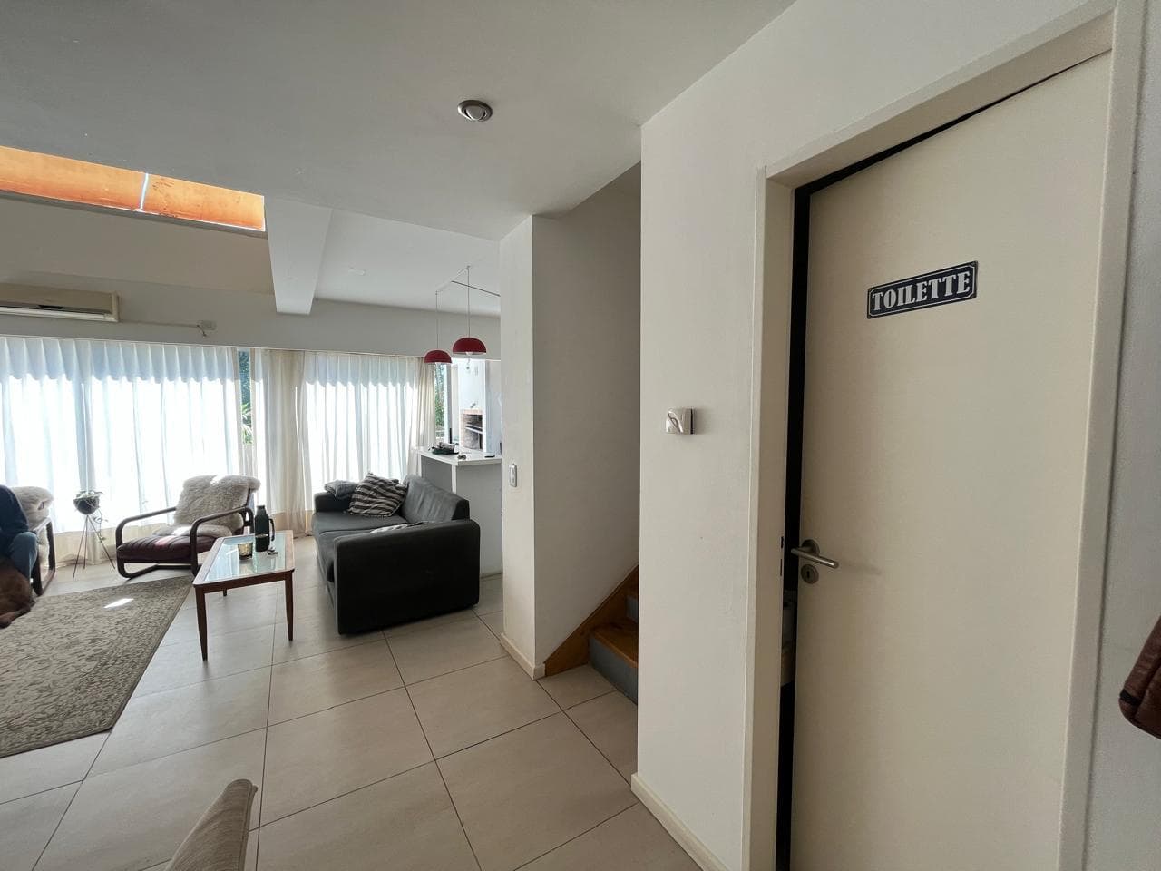 Apartment in Central Béccar, 2 rooms, with a balcony and barbecue, various amenities