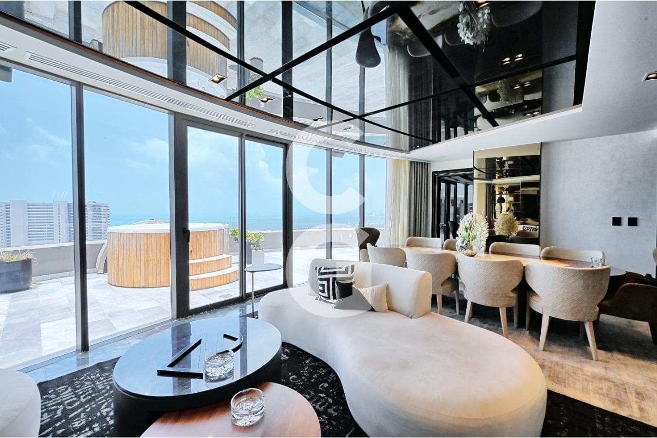 Apartment for Sale in Cancún at Shark Tower with a Terrace Overlooking the Ocean