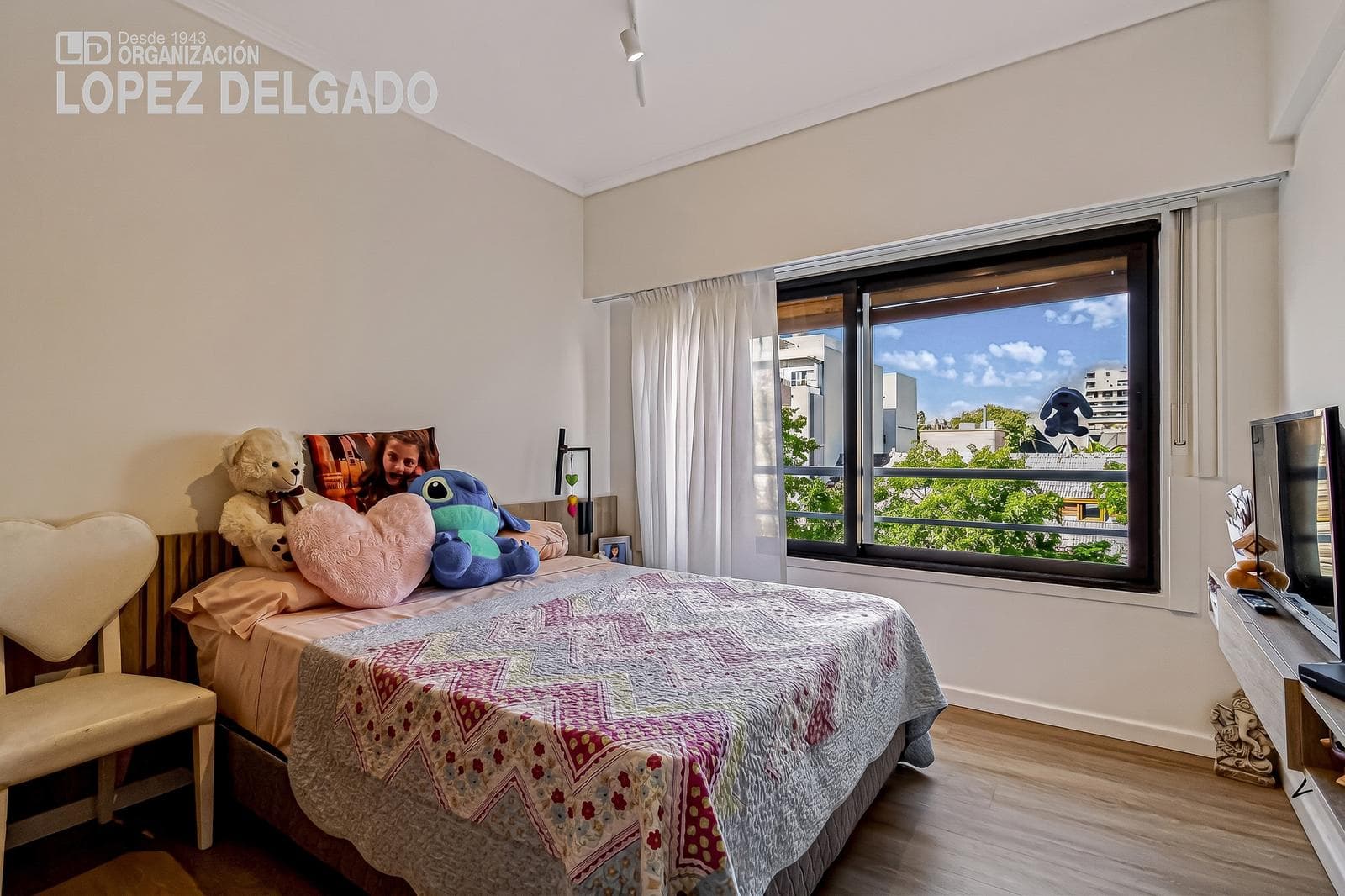 Exclusive 5-Bedroom Apartment with Service Quarter, 5 Parking Spaces, and a Pool | Iconic Building in Villa Devoto