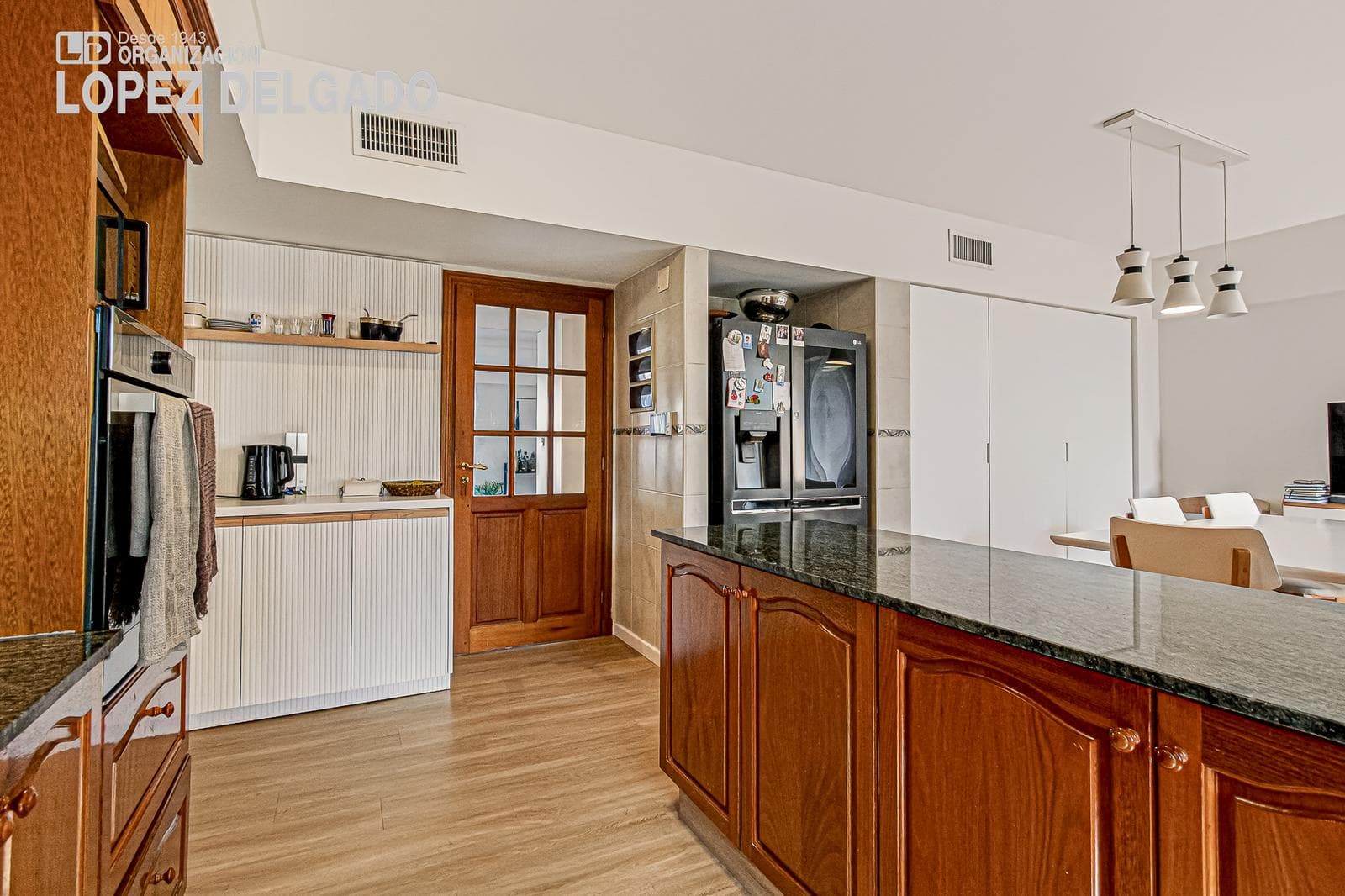 Exclusive 5-Bedroom Apartment with Service Quarter, 5 Parking Spaces, and a Pool | Iconic Building in Villa Devoto